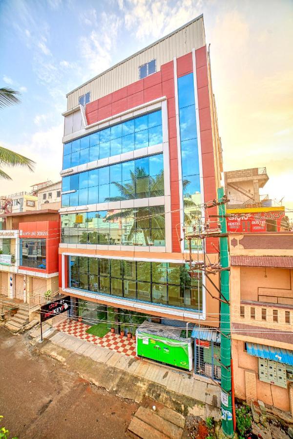 Redkey Inn Hotel Near Bangalore Airport Airport Pickup & Drop Available 24X7 Yelahanka Kültér fotó